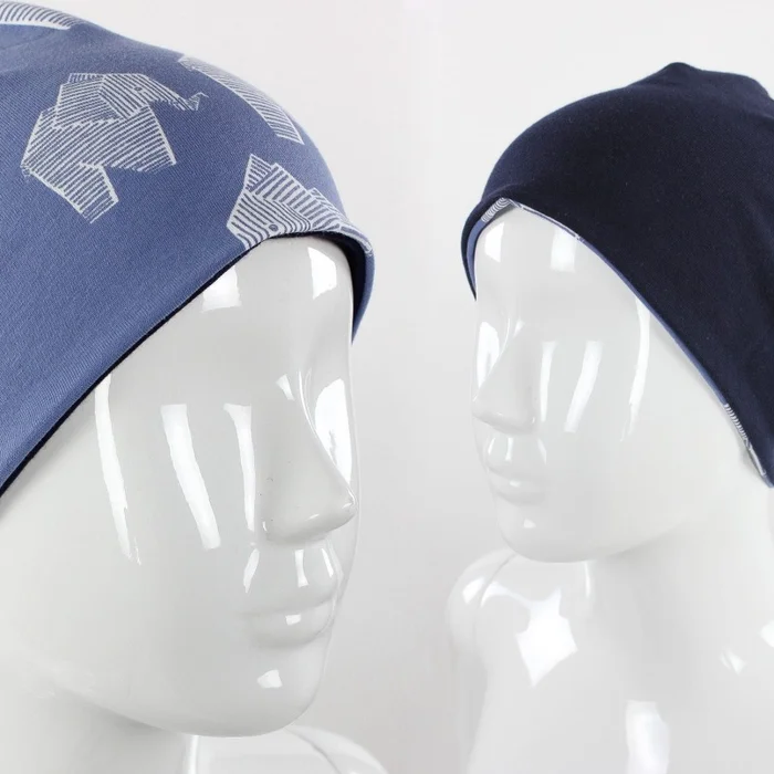Beanie für Kinder zum Wenden blau mit Elefanten BIO-STOFFE