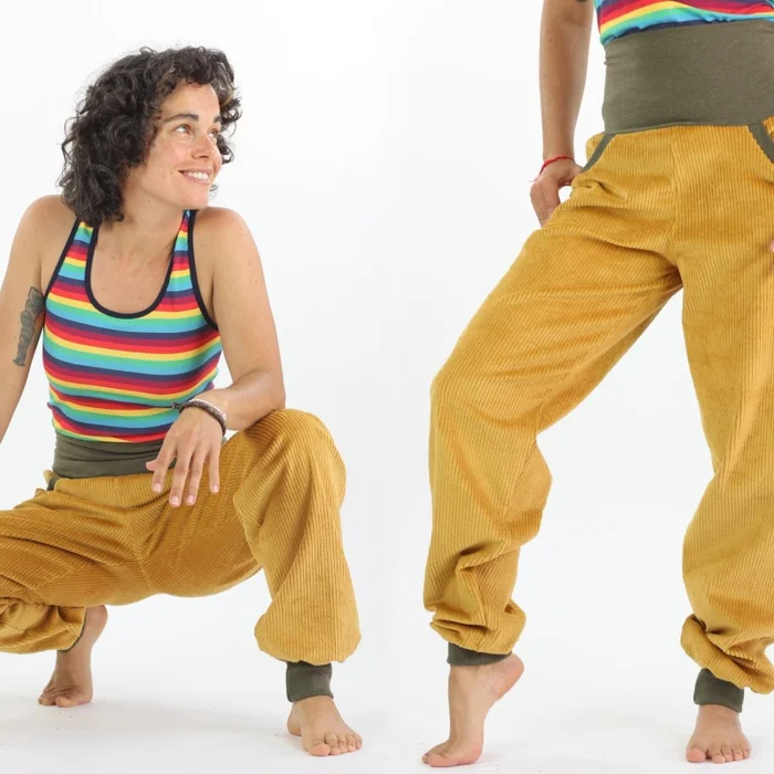 Cordhose gelb mit olivgrünen Bündchen unisex