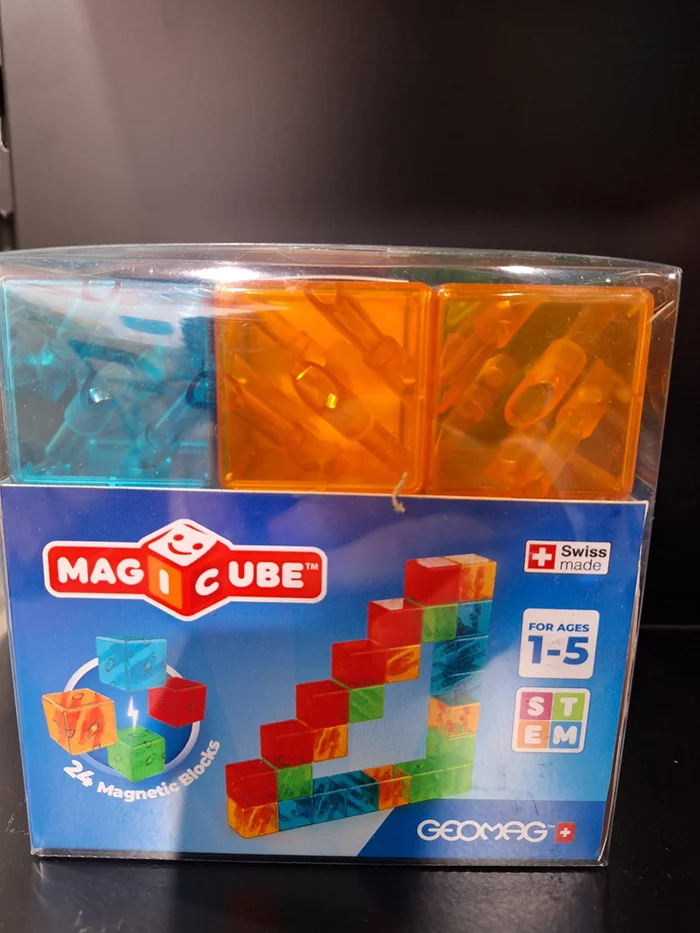 Geomag Geomag Magicube Gems Colors Crystal 24 pcs
