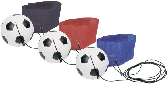 Goki Fußball am Band