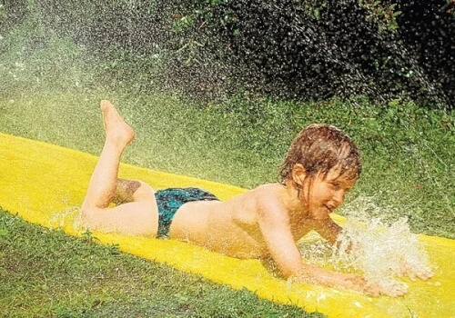 Happy People – Wasserrutsche