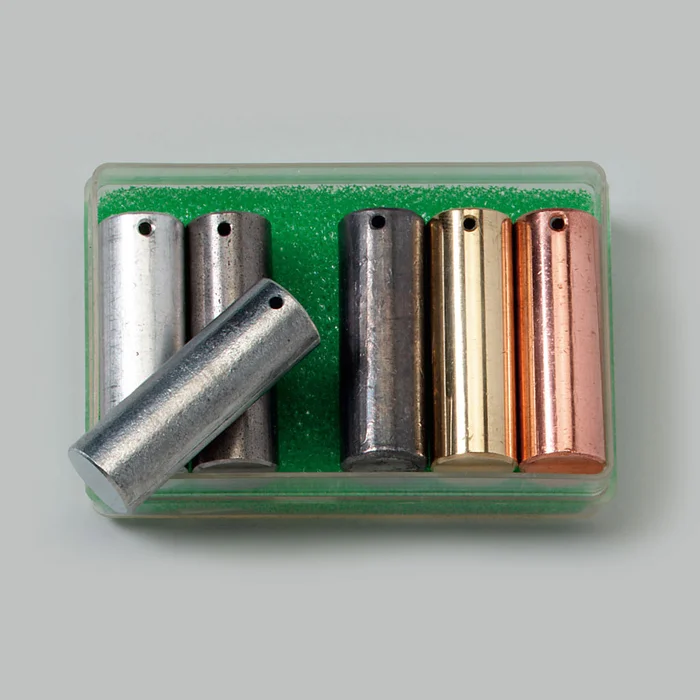 Metallzylinder mit gleichen Volumen | W-70397