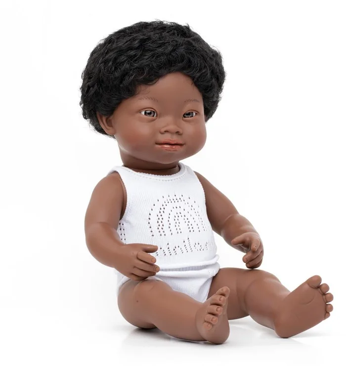 Miniland afrikanischer Junge 38cm mit Down Syndrom, 31175
