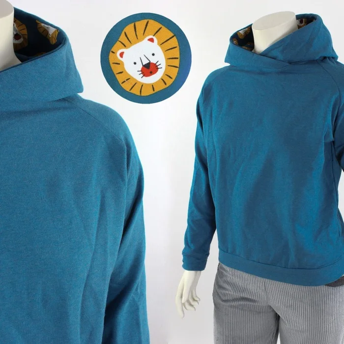 Oversize Hoodie blau meliert mit Löwen