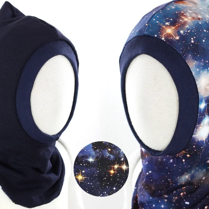 Schlupfmütze für Kinder dunkelblau und Blue Galaxy