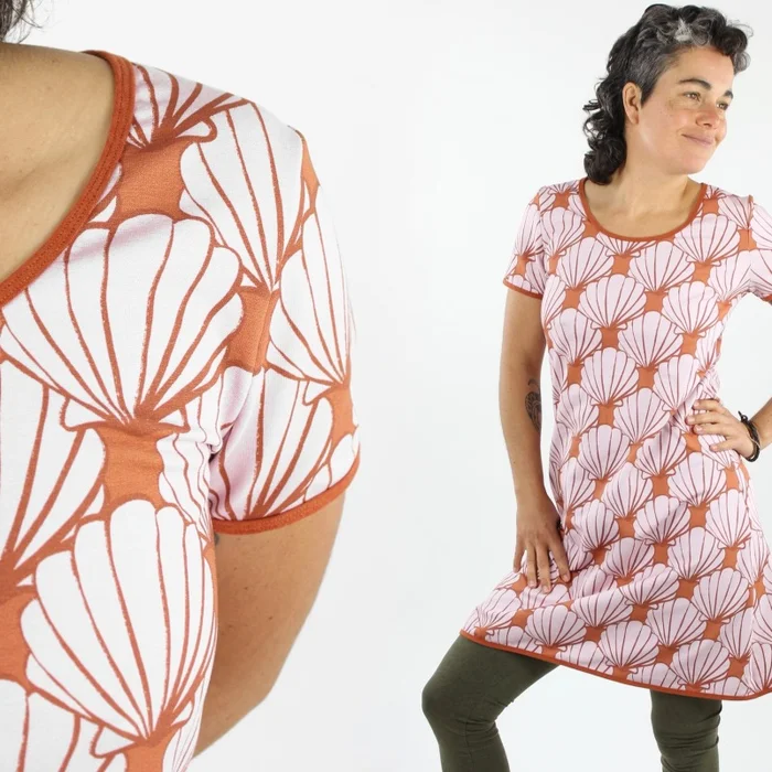 Shirtkleid terracotta mit Muscheln