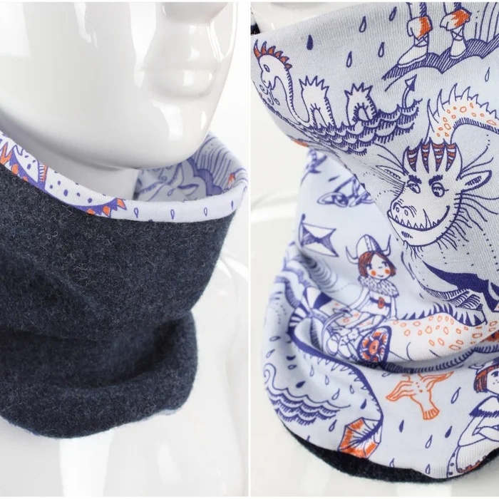 Wollschlupfschal für Kinder zum Wenden dunkelblau mit Wikinger und Drachen BIO-STOFFE