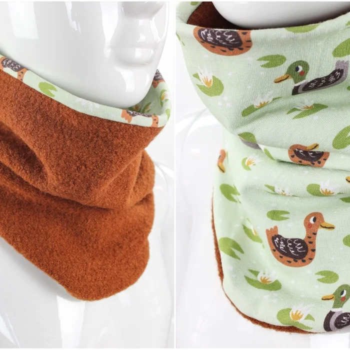 Wollschlupfschal für Kinder zum Wenden terracotta mit Enten